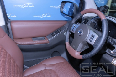 Nissan Pathfinder ������� ������