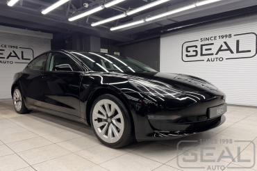 Tesla Model 3 Перетяжка дверных подлокотников