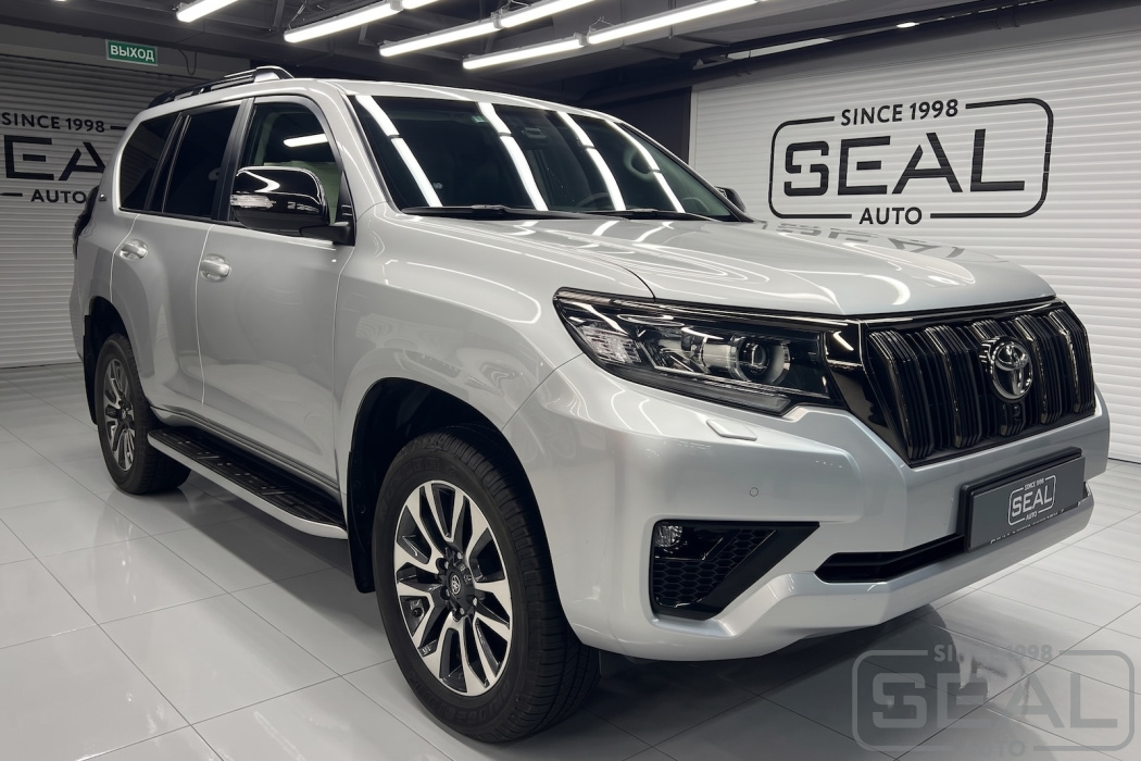 Toyota Land Cruiser Prado 150 в студии СеалАвто на установке вентиляция сидений