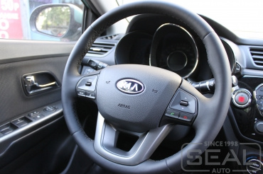 KIA Rio II Перешив руля