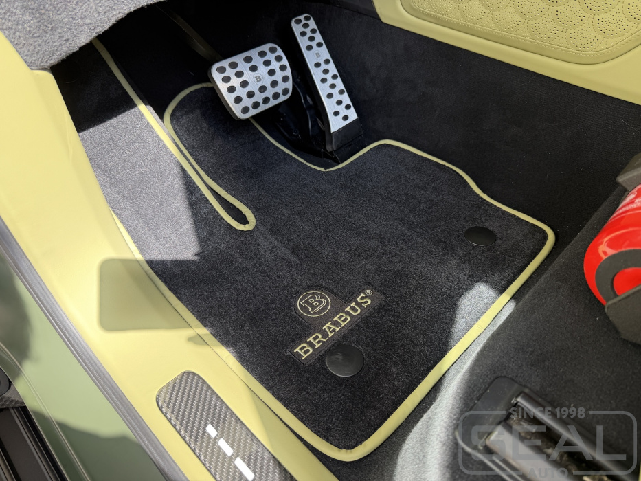 Коврик водителя Mercedes Gelandewagen (W465)
