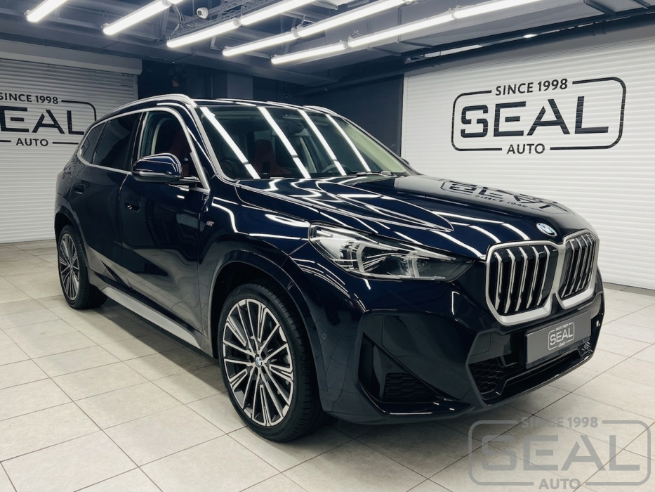 BMW X1 в студии СеалАвто для установки подогрева сидений