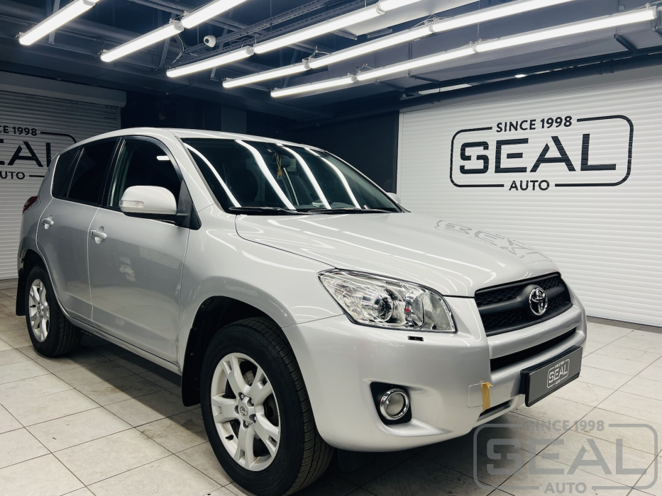 Toyota RAV 4 Перетяжка салона