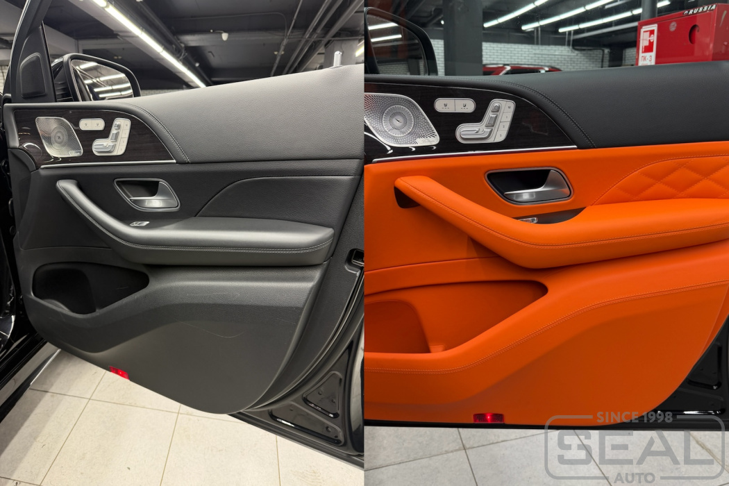 Дверная панель Mercedes GLE (C167) до и после перетяжки натуральной кожей