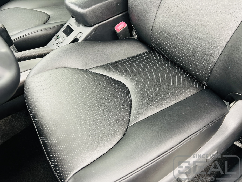 Toyota RAV 4 Перетяжка салона