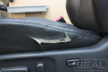 Toyota RAV 4 Ремонт кожаного сиденья