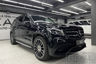 Mercedes GLS  Перетяжка дверных карт и подлокотников