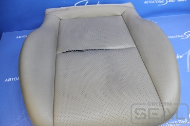 Mercedes C-klasse Ремонт обивки сидения автомобиля