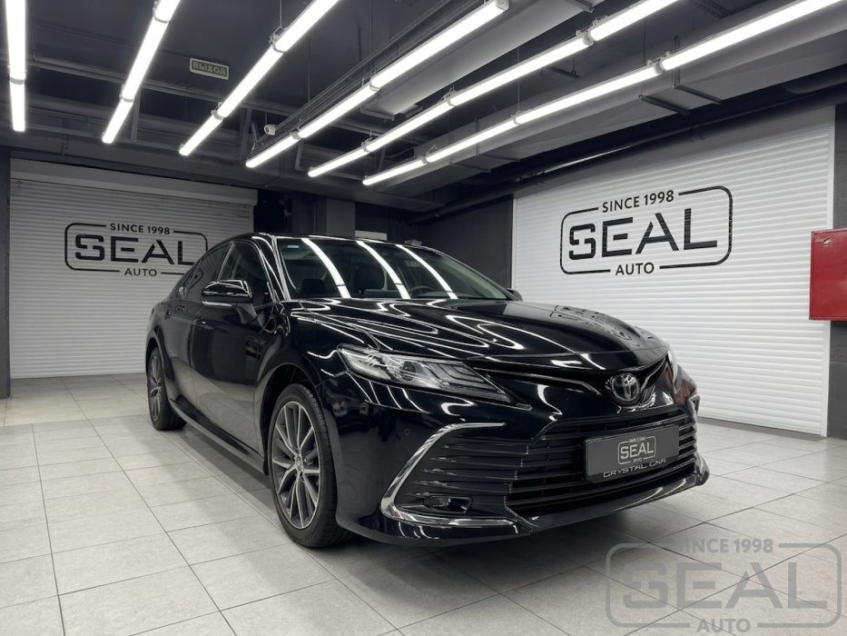 Toyota Camry в Автоателье СеалАвто на установке подогрева сидений