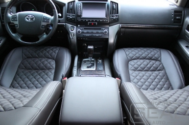 Toyota Land Cruiser 200 ��������� ������