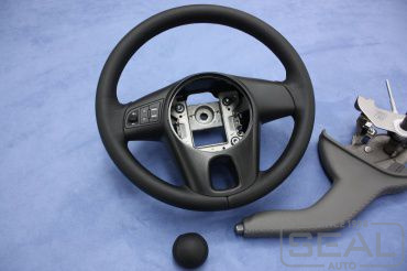 KIA Rio II Перетяжка кожей руля и ручек