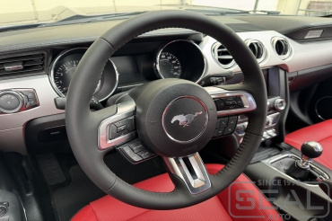 Ford Mustang Перетяжка руля и ручки кпп