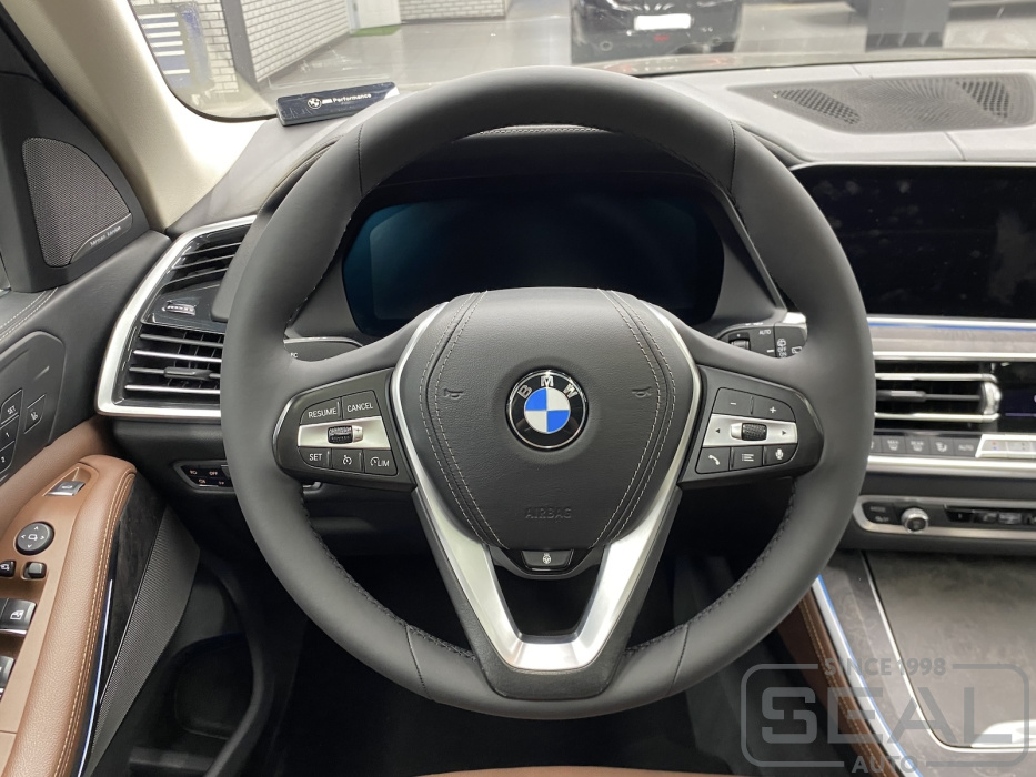 Перетяжка руля BMW X5 натуральной кожей