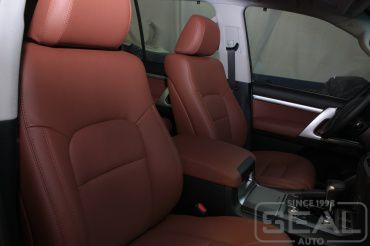 Toyota Land Cruiser 200 ������� �����