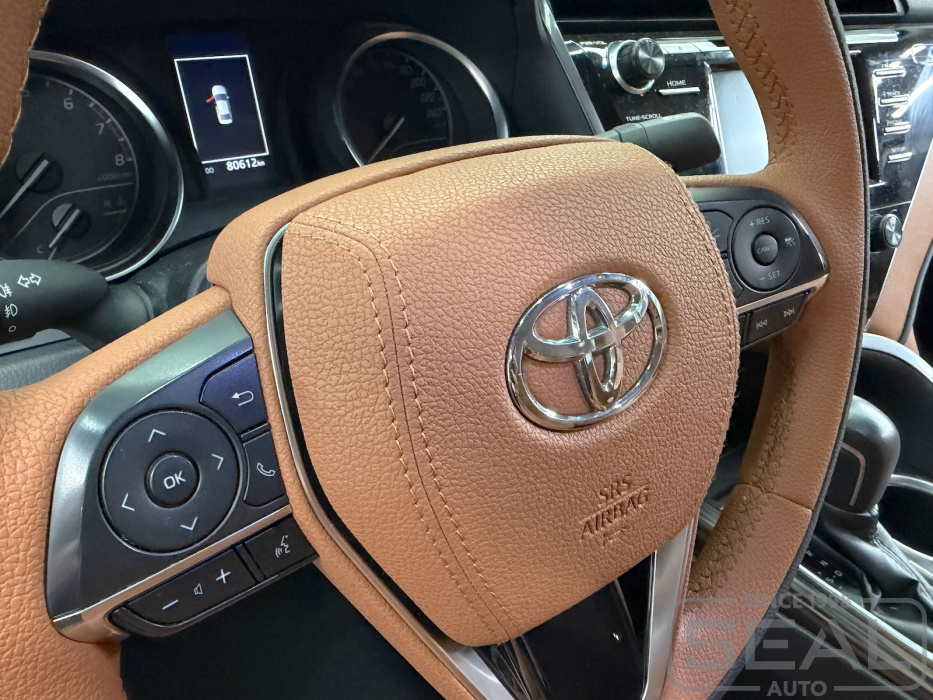 Toyota Сamry (XV70) Перетяжка руля и клаксона| Автоателье СеалАвто | Москва