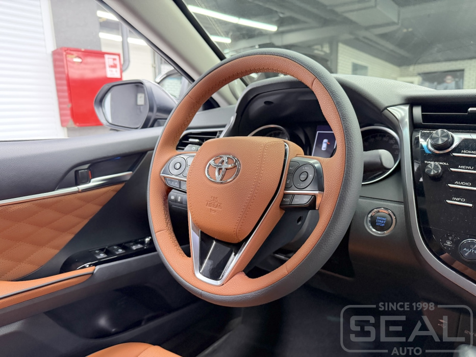 Toyota Camry XV70 Перетяжка автомобиля| Автоателье СеалАвто | Москва