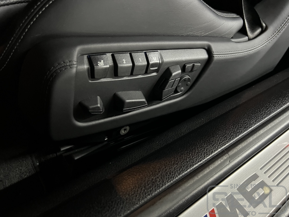 Салон BMW 6-Series после перетяжки боковых панелей передних сидений