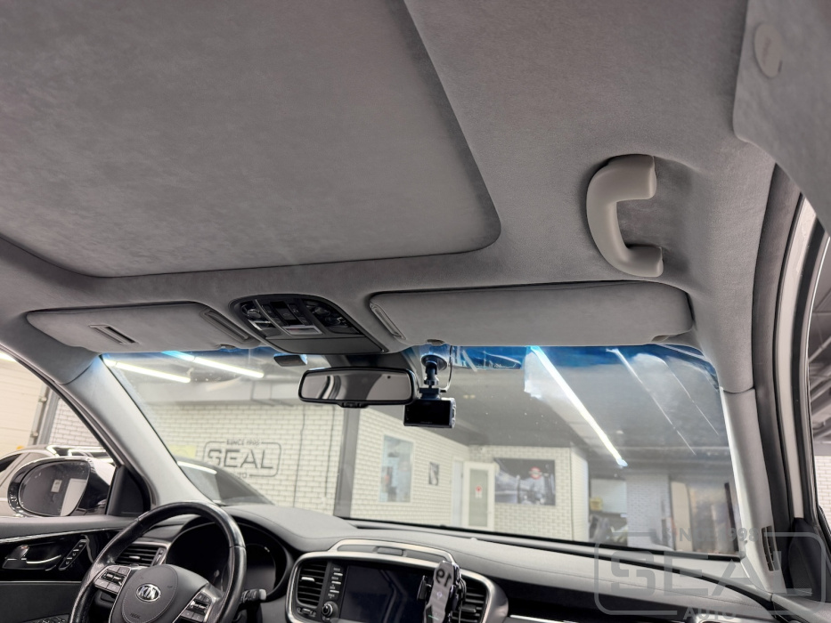 KIA Sorento Prime Перетяжка потолка из Алькантары| Автоателье СеалАвто | Москва