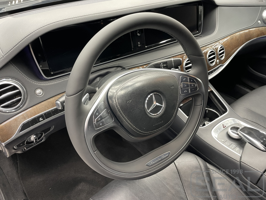 Перетяжка руля Mercedes-Benz S-class (W222) натуральной кожей в Москве.