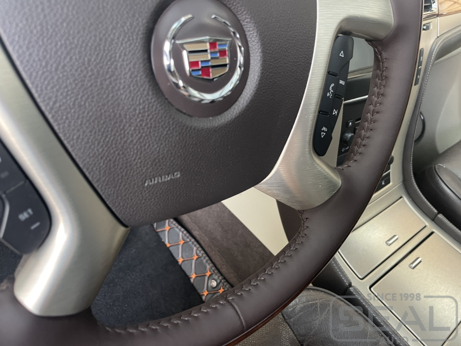 Cadillac Escalade Перетяжка руля| Автоателье СеалАвто | Москва