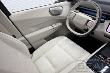Lynk & Co 900 Удлинение сиденья водителя