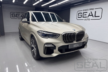BMW X5 (G05) Перетяжка торпедо и панелей салона