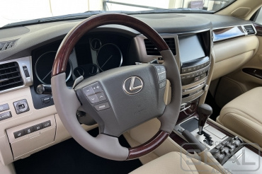 Lexus LX Перетяжка руля