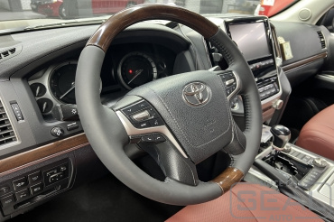 Toyota Land Cruiser 200 Перетяжка руля