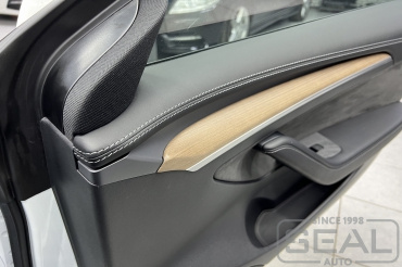  Tesla Model 3 Перетяжка верхних элементов дверей