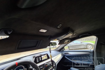 BMW 5-series G30 Перетяжка потолка алькантарой