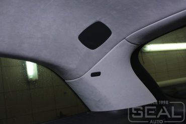 Audi Q7 Перетяжка потолка автомобиля