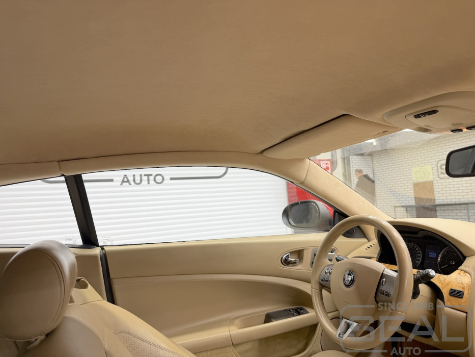 Jaguar XKR Перетяжка потолка алькантарой| Автоателье СеалАвто | Москва