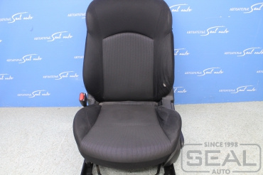 Nissan Juke Ремонт обивки сидения и спинки