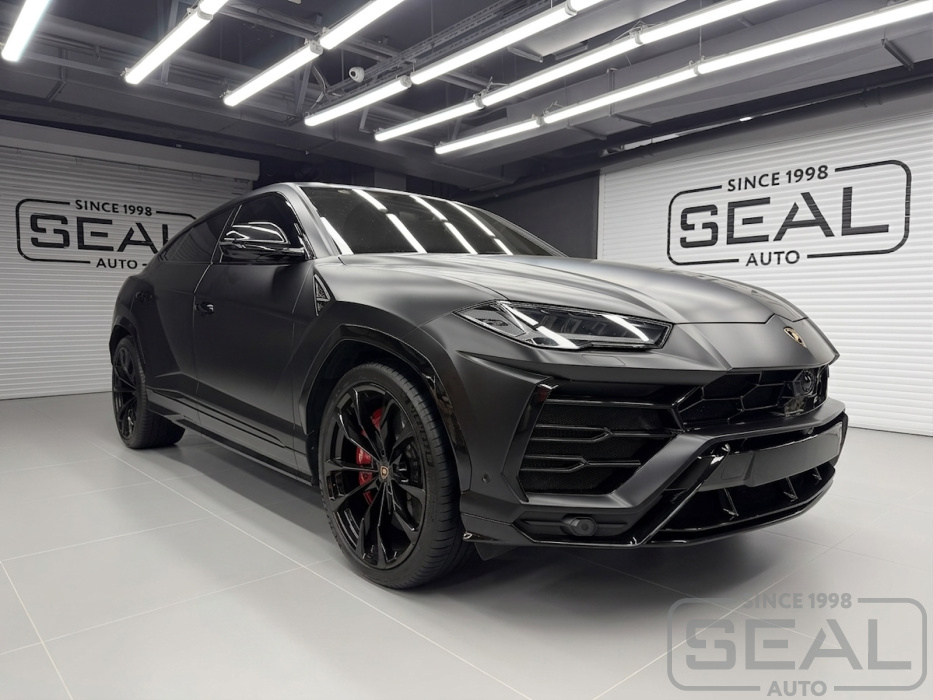 Lamborghini Urus Перетяжка руля и ручки кпп| Автоателье СеалАвто | Москва