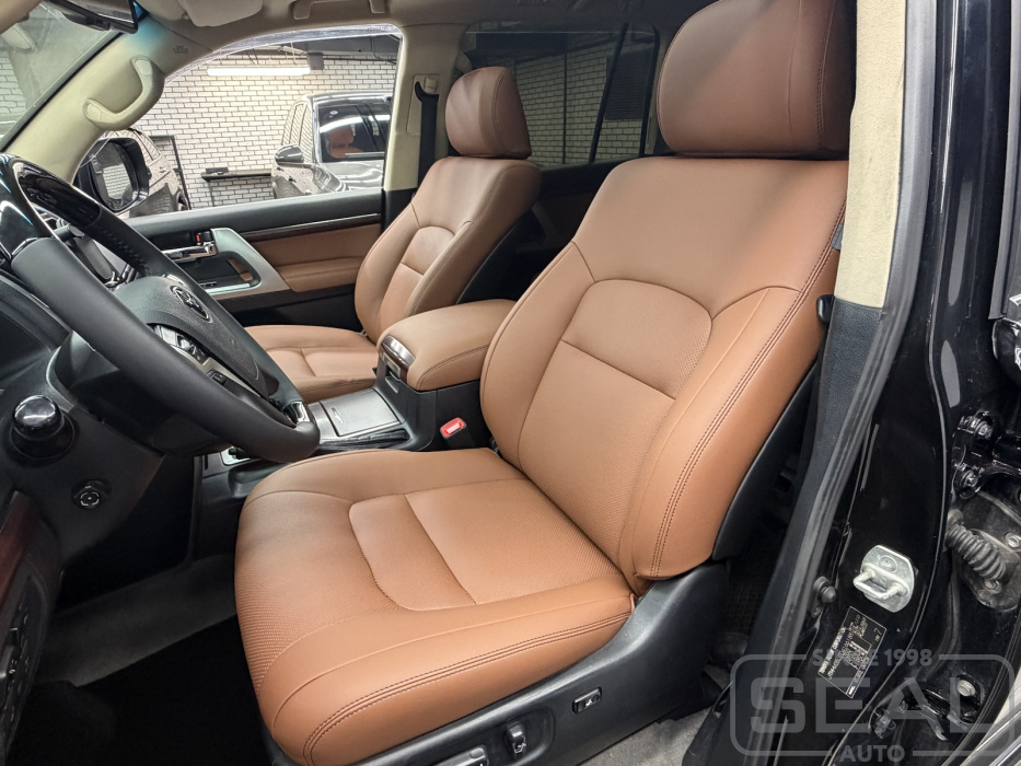 Toyota Land Cruiser 200 Перетяжка сидений и руля| Автоателье СеалАвто | Москва