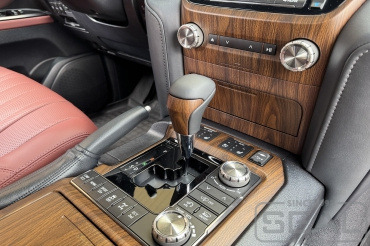 Toyota Land Cruiser 200 Аквапринт деталей салона