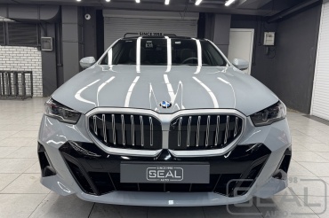 BMW 5-series G60  