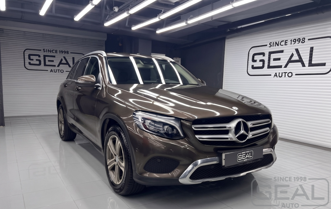 Mercedes GLС (X253): в студии сеалавто на замене обшивки сиденья
