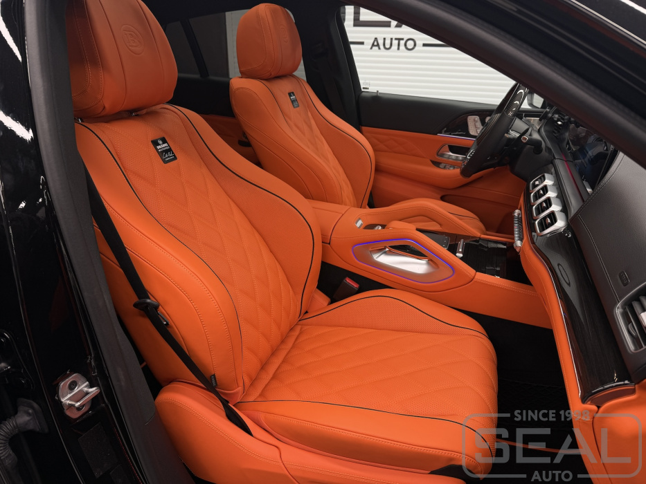 Автомобиль Mercedes GLE (C167) Перетяжка салона кожей в студии СеалАвто