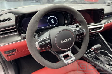 KIA K5 Перетяжка руля из Алькантары