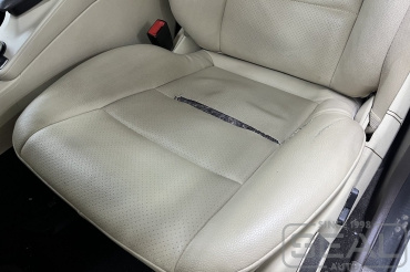 Mercedes GLK Ремонт кожи сидения