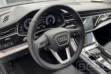 Audi Q7 Перетяжка руля с установкой подогрева в Автоателье СеалАвто 