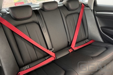 Audi A3 Замена ремней безопасности