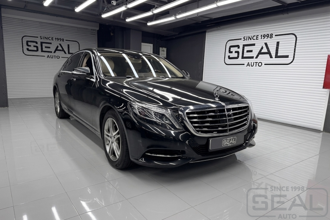 Mercedes S-class (W222) в студии Сеал на услуге по ремонту кожи сиденья