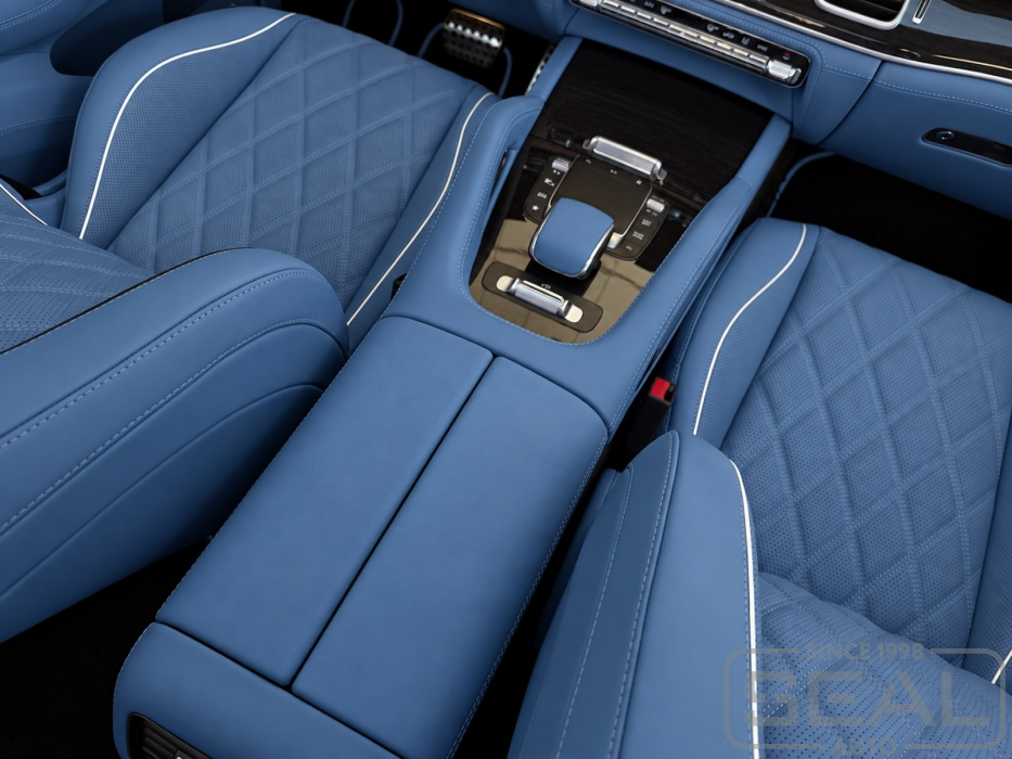 Перетяжка переднего подлокотника Mercedes GLE кожей Nappa Porsche Maritimblau