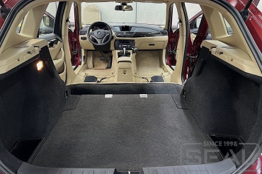 BMW X1 Химчистка салона