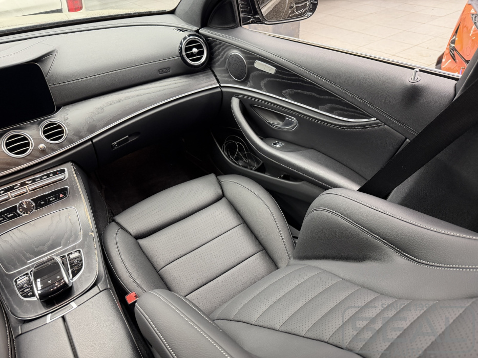 Mercedes E-class (W213) Перетяжка сидений и руля| Автоателье СеалАвто | Москва