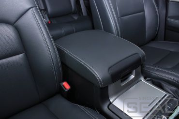 Toyota Land Cruiser 200 ������� �����