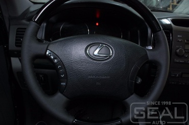 Lexus GX Перетяжка руля кожей