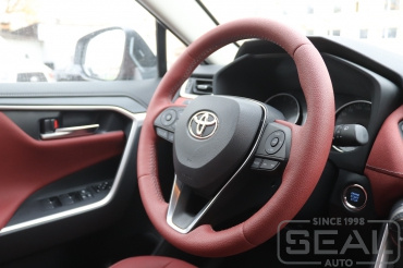 Toyota RAV 4 Перетяжка руля и КПП